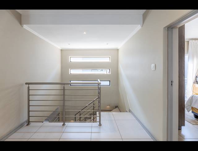 3 BEDROOM HOUSE FOR SALE IN BRYANSTON